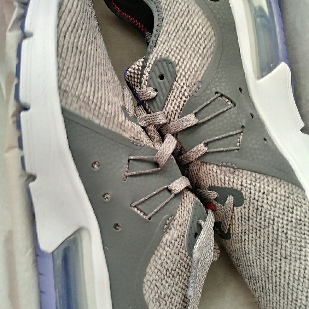 WMNS NIKE AIR MAX SEQUENT 3